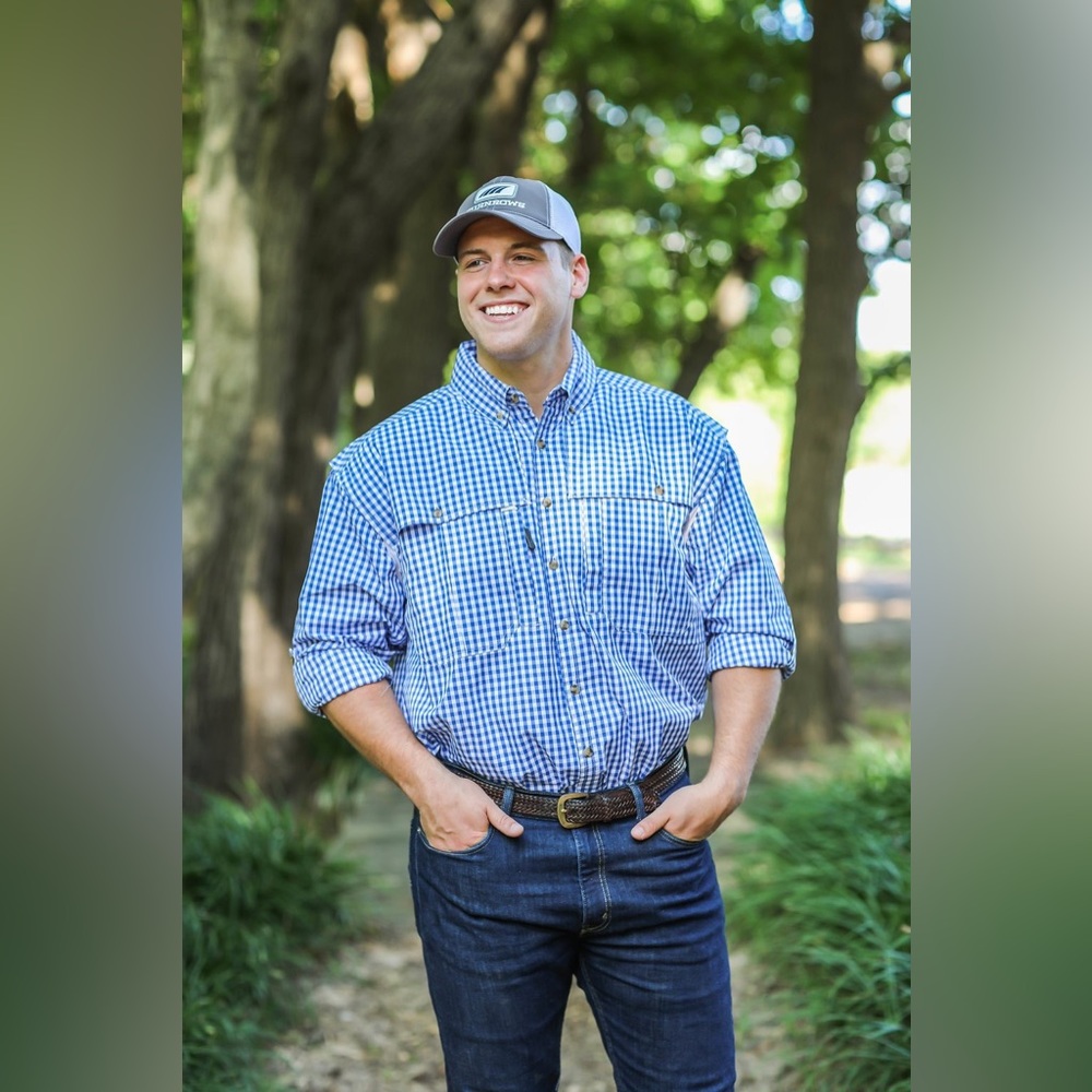 Turnrows size large fishing shirt.  Vented.  Royal blue.  Gingham.